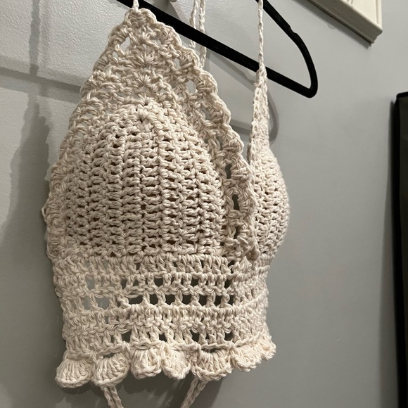 Handmade cream crochet swimming top or crop top - Picture 3 of 6